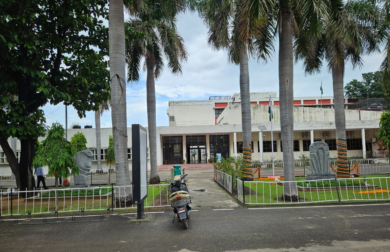 PEC Chandigarh Academic Building photo 28