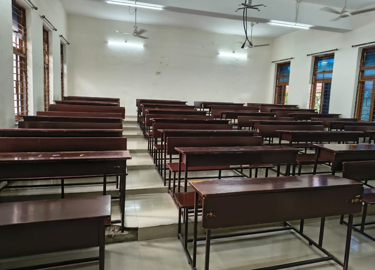 NIT Warangal Academic Building photo 14