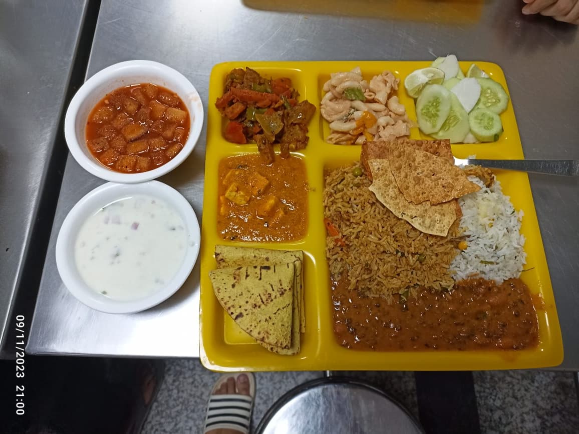 BML Munjal University Hostel and Mess photo 4