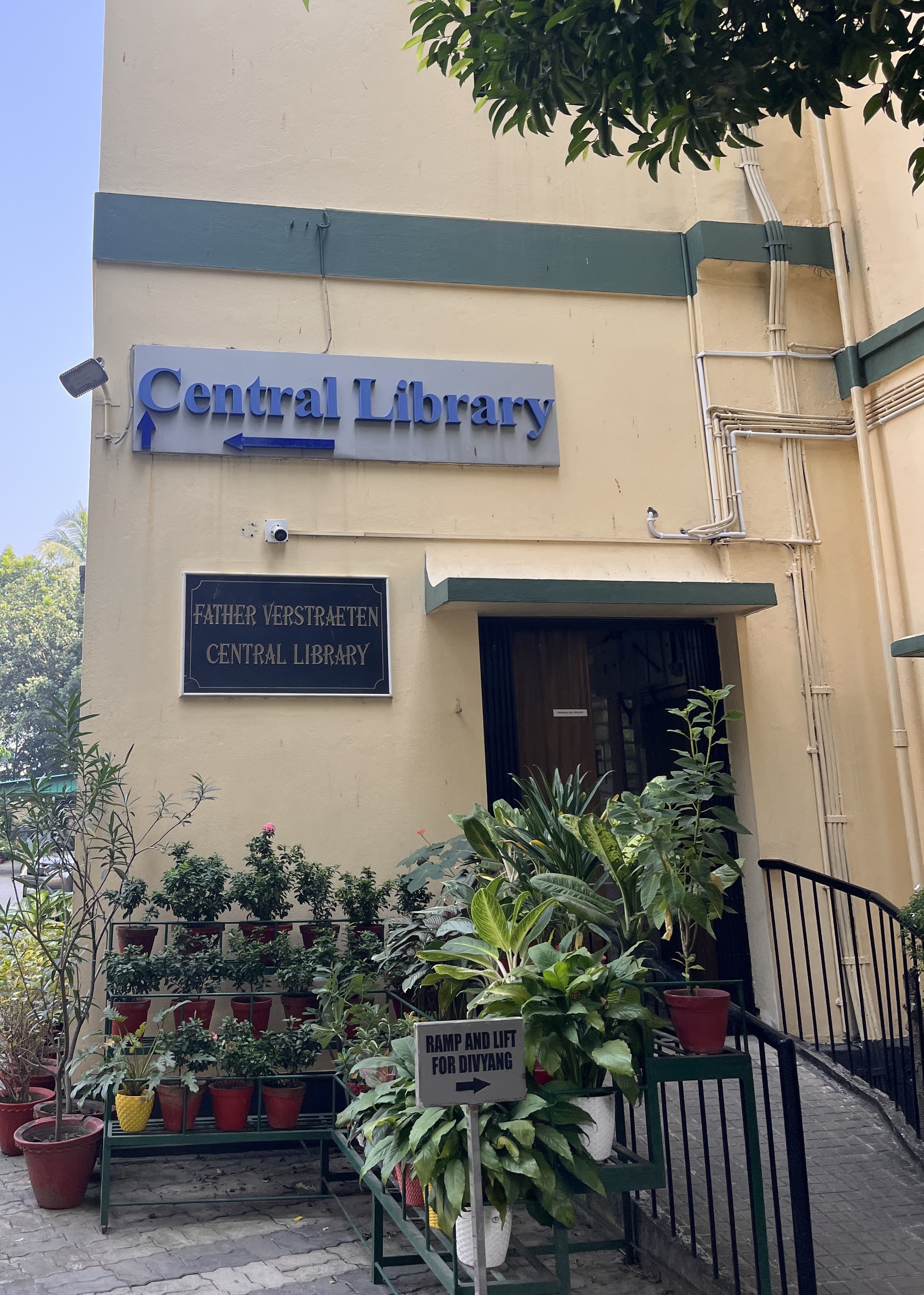 ST Xavier's Kolkata Academic Building photo 19