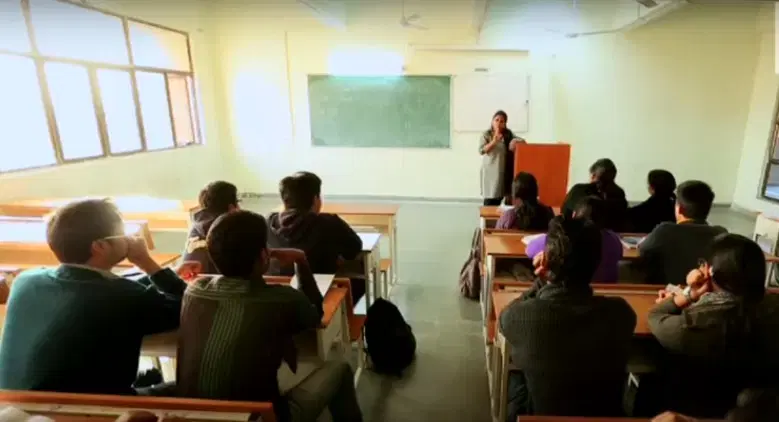 GGSIPU Academic Building photo 8