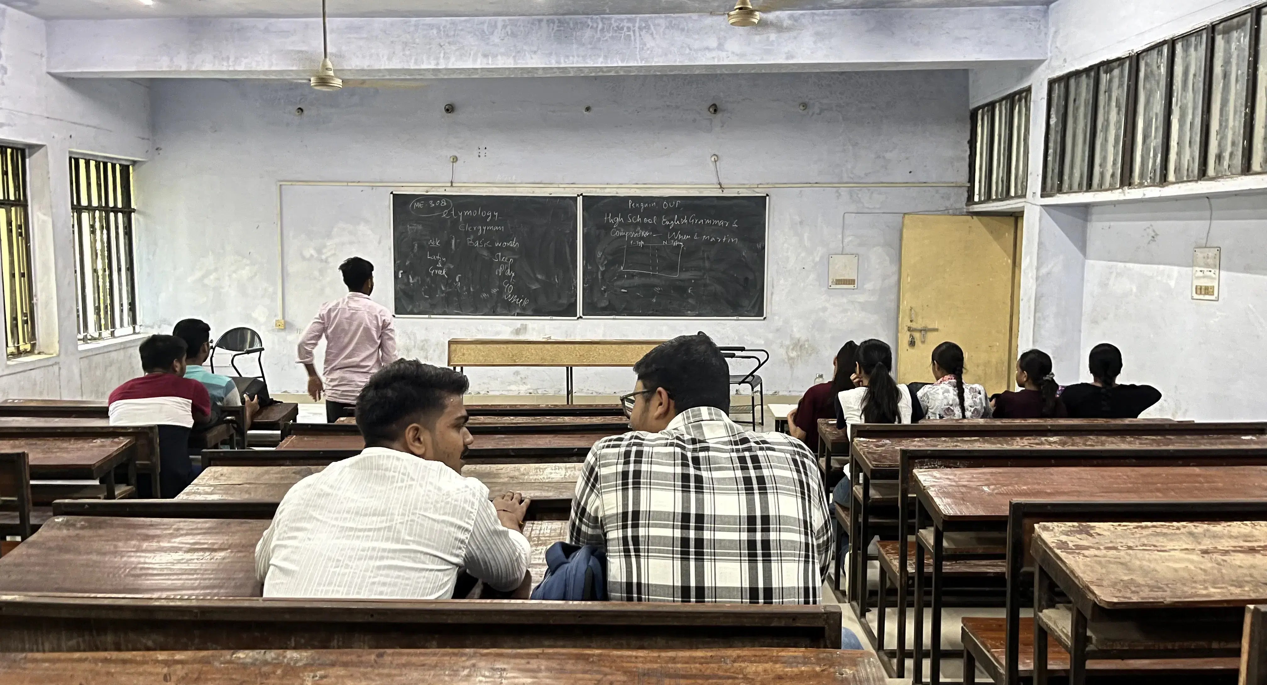 KNIT Sultanpur Academic Building photo 4