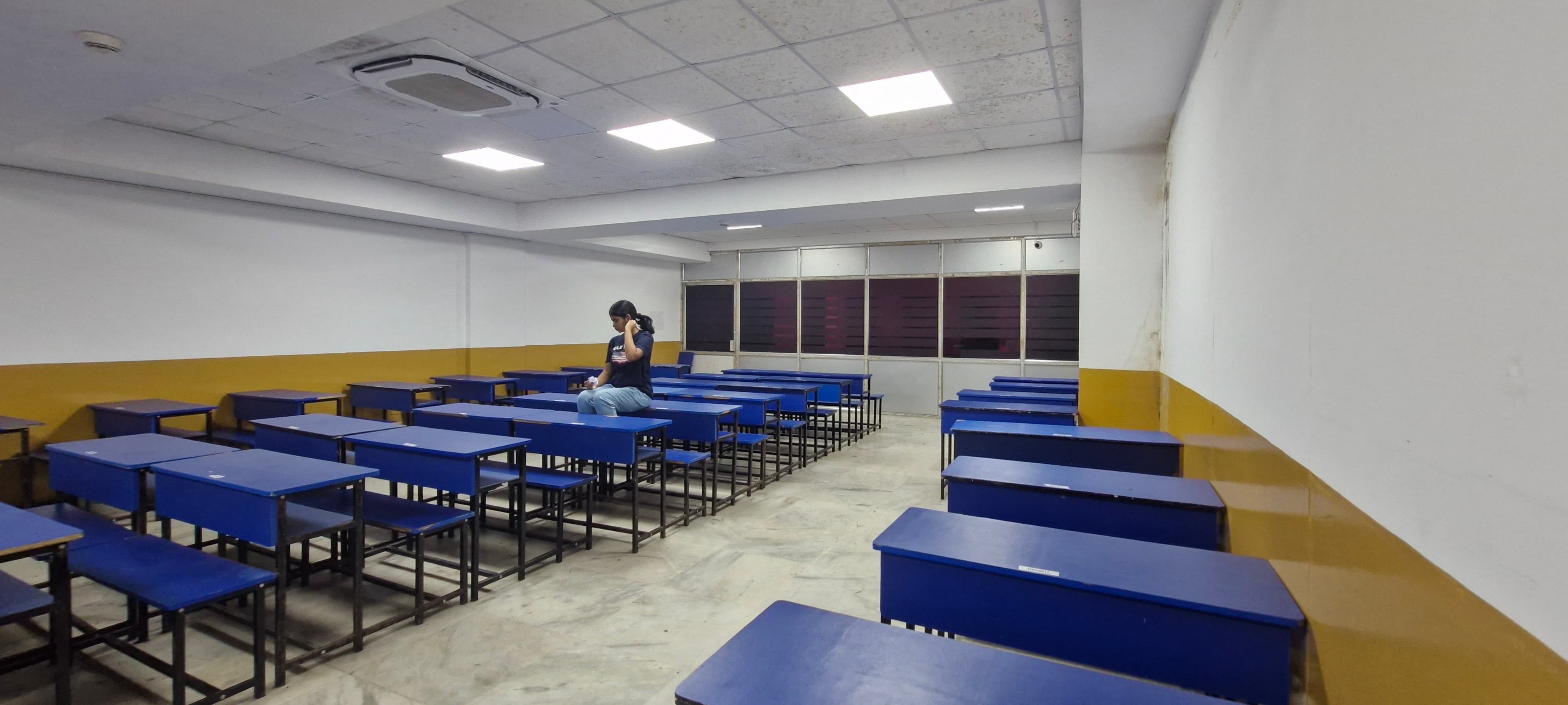 Techno India University Kolkata Academic Building photo 15