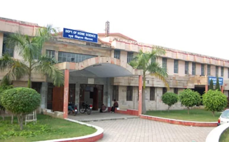 CCSU Academic Building photo 12