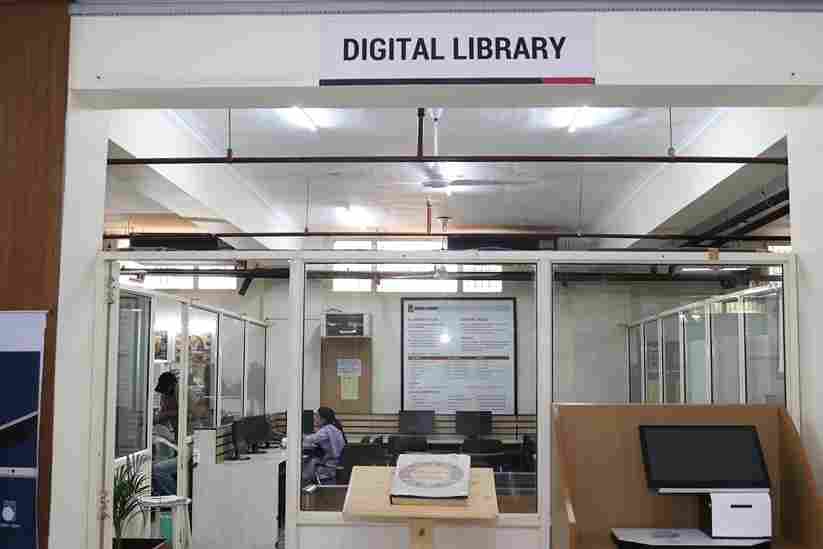 Chandigarh University Library photo 4