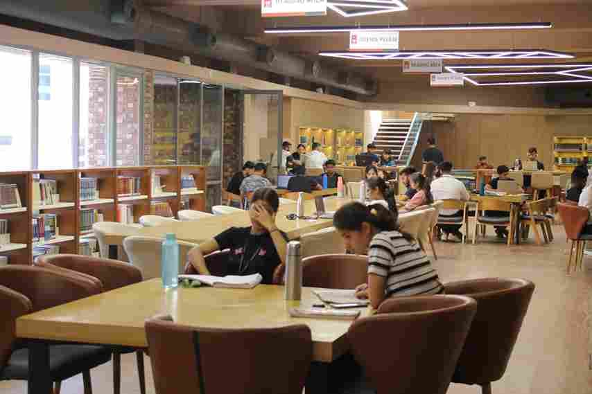 Chandigarh University Library photo 5