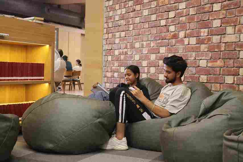 Chandigarh University Library photo 9