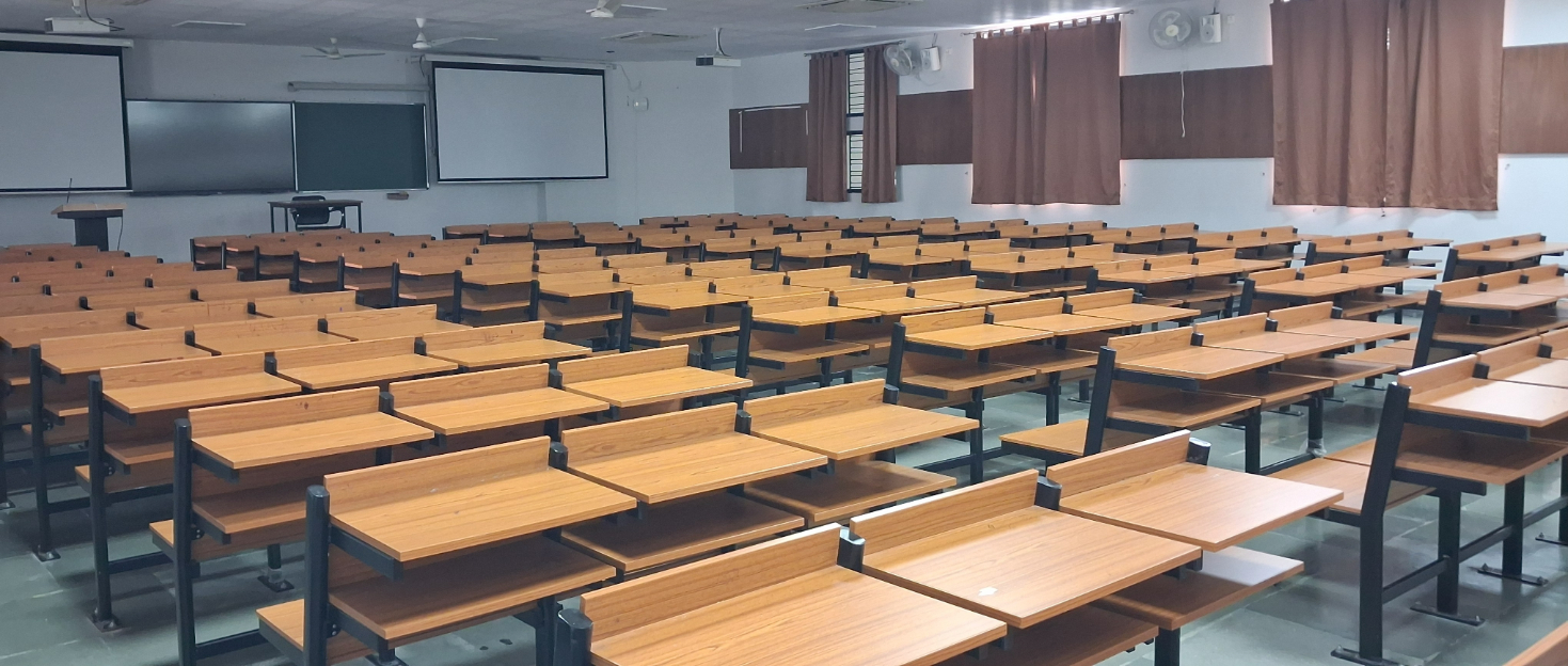 VNIT Nagpur Academic photo 2