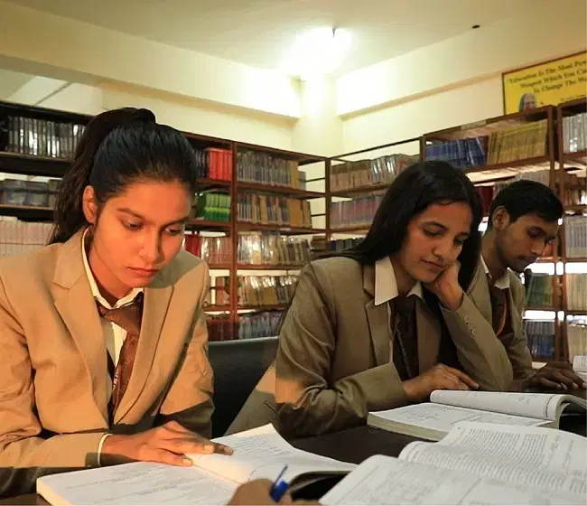 IIMT Greater Noida Academic photo 9