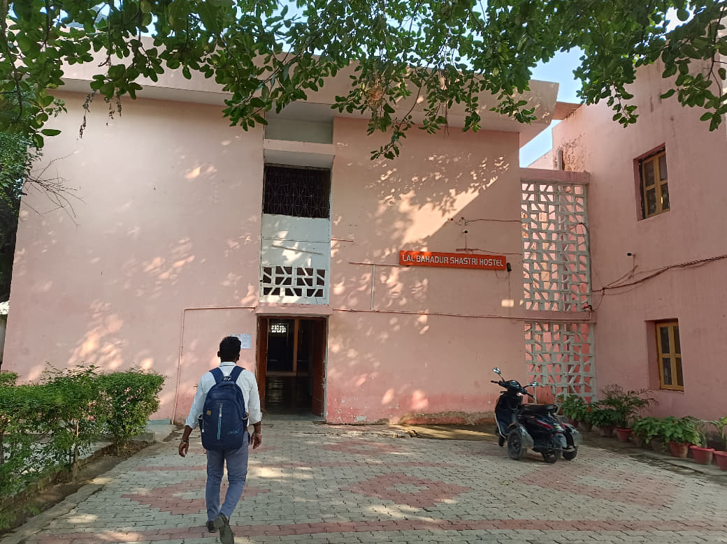 MGKVP Hostel and Mess photo 7