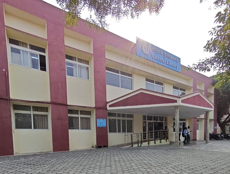 Bundelkhand University Jhansi Academic photo 2