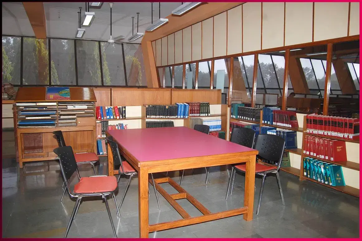 Thapar University Academic Building photo 10