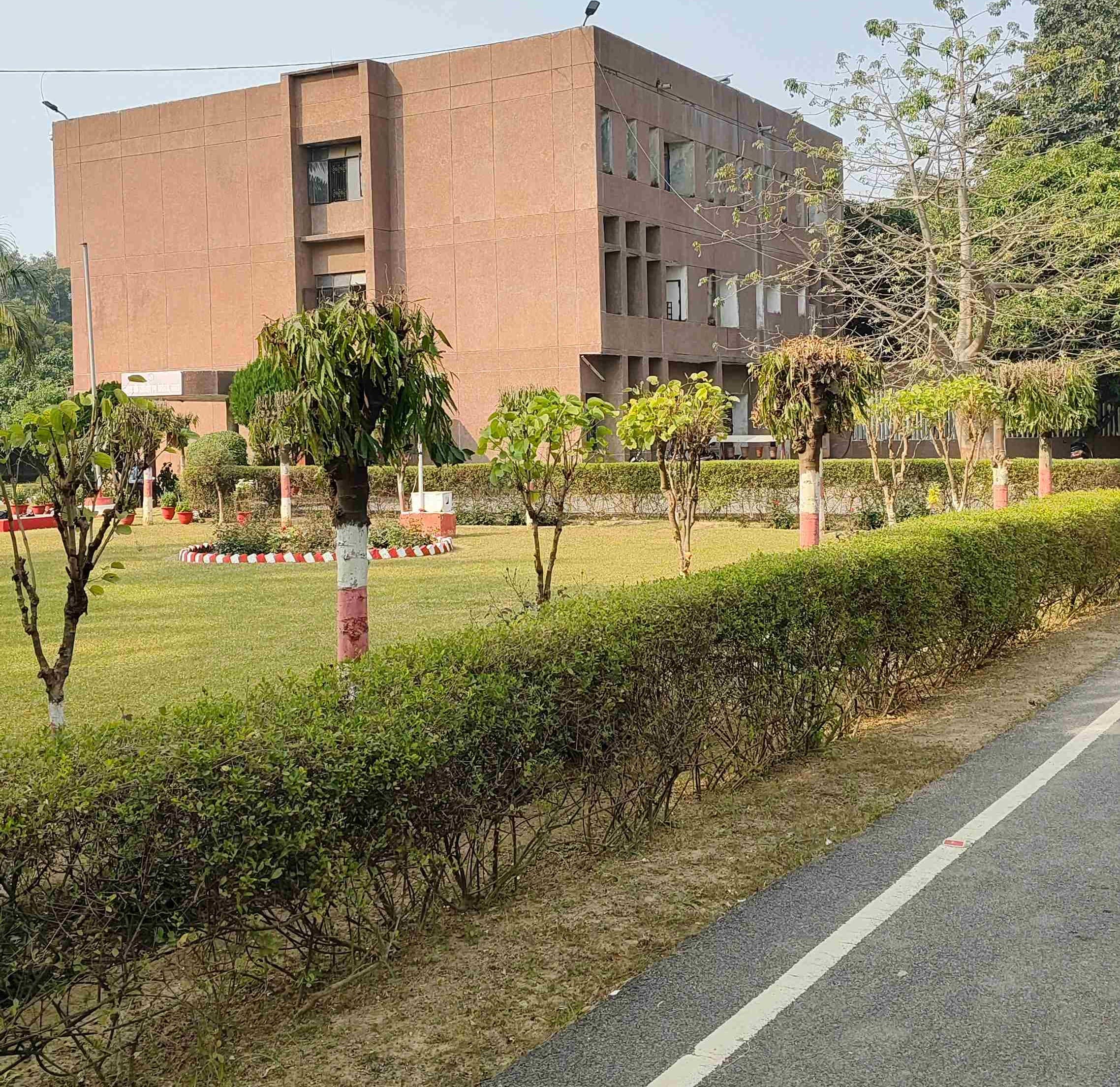 IET Lucknow Campus photo 14