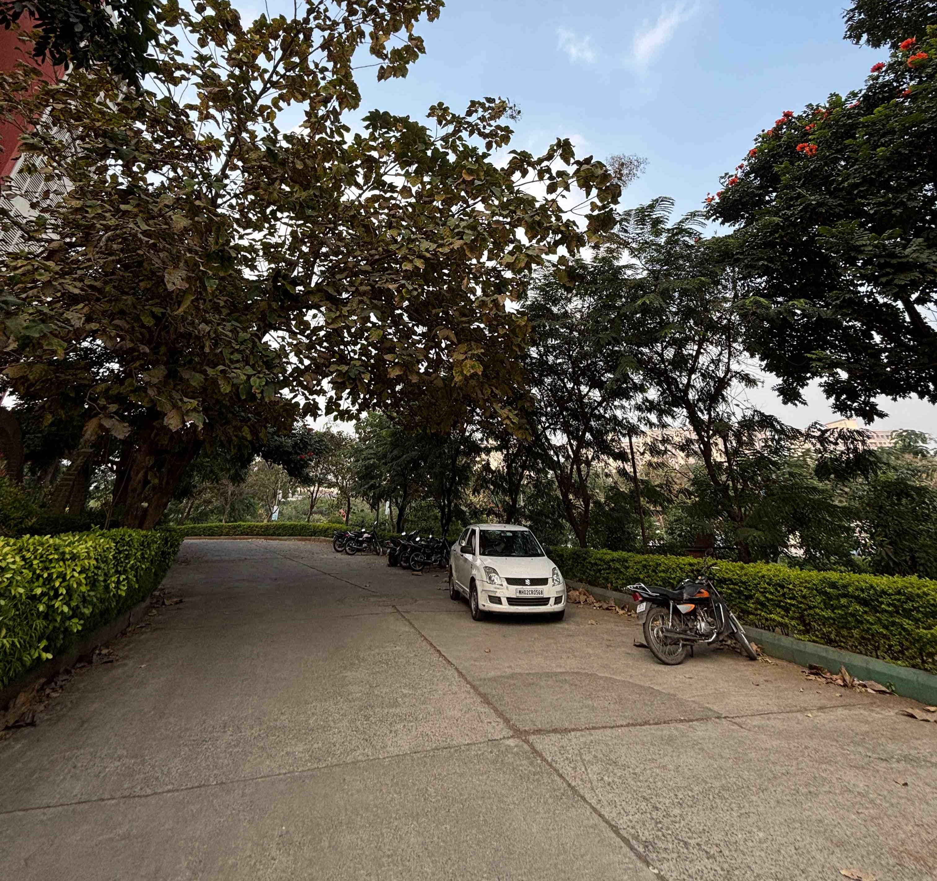 DY Patil University Pune Academic Building photo 23