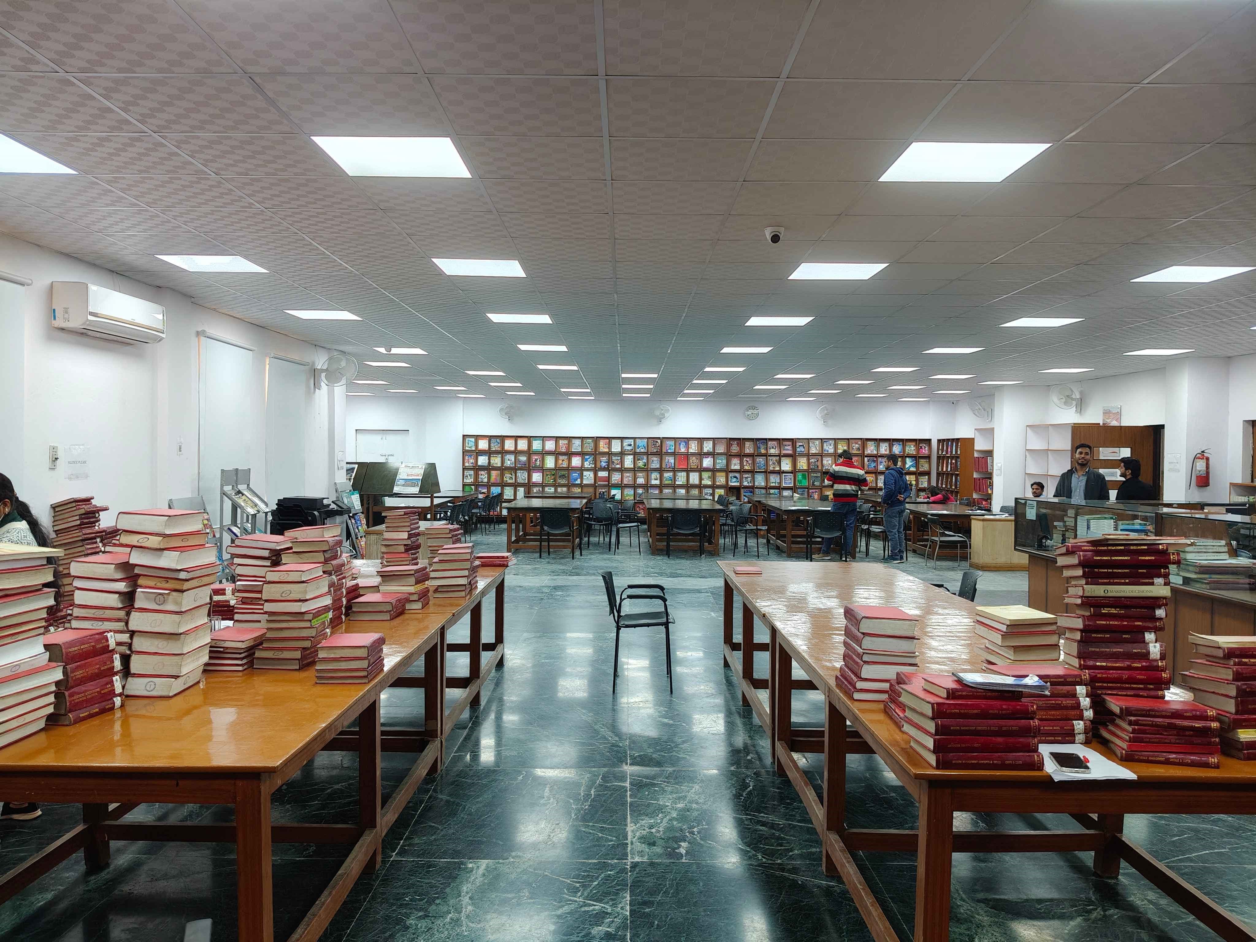 Dronacharya Group of Institutions Greater Noida Academic Building photo 51