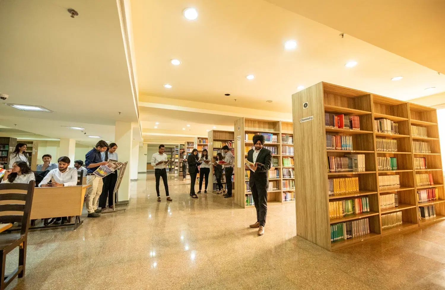 K.R. Mangalam University Gurugram Academic Building photo 19