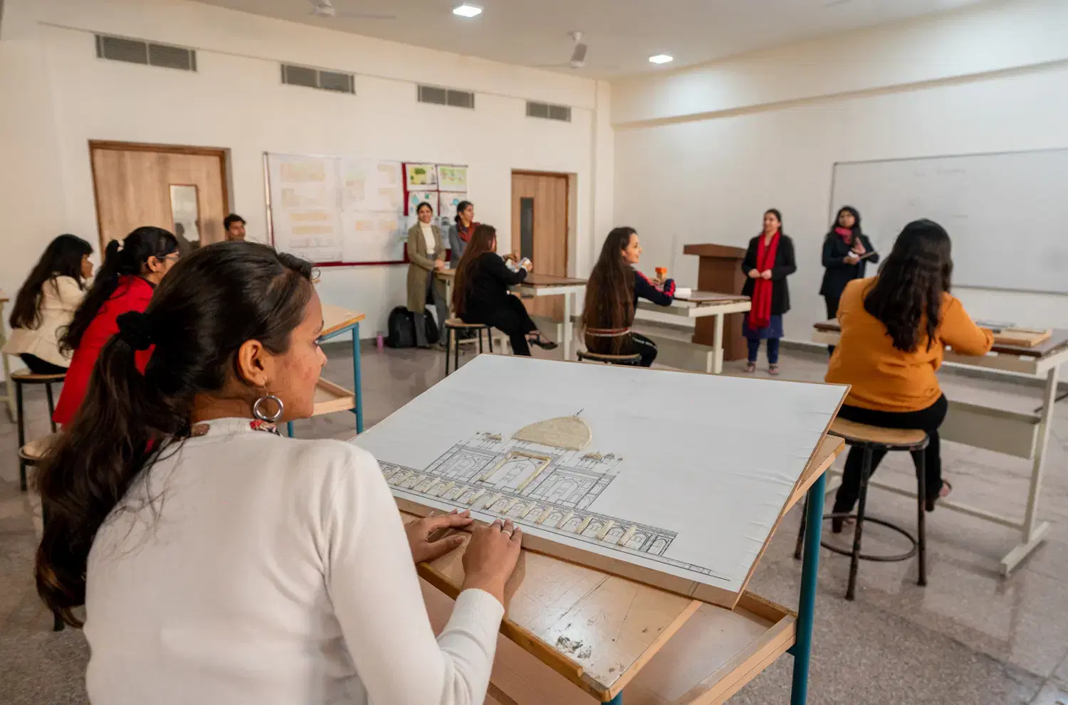 K.R. Mangalam University Gurugram Academic Building photo 24