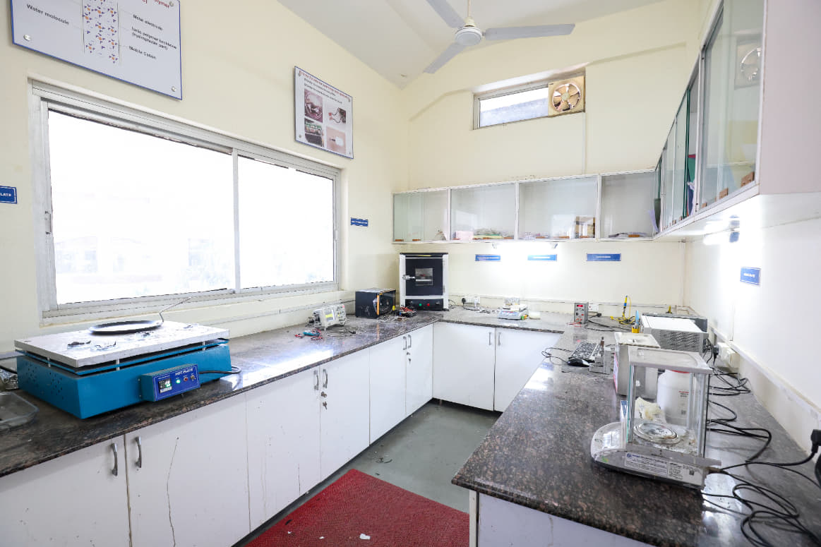 GEU Electronics photo 11