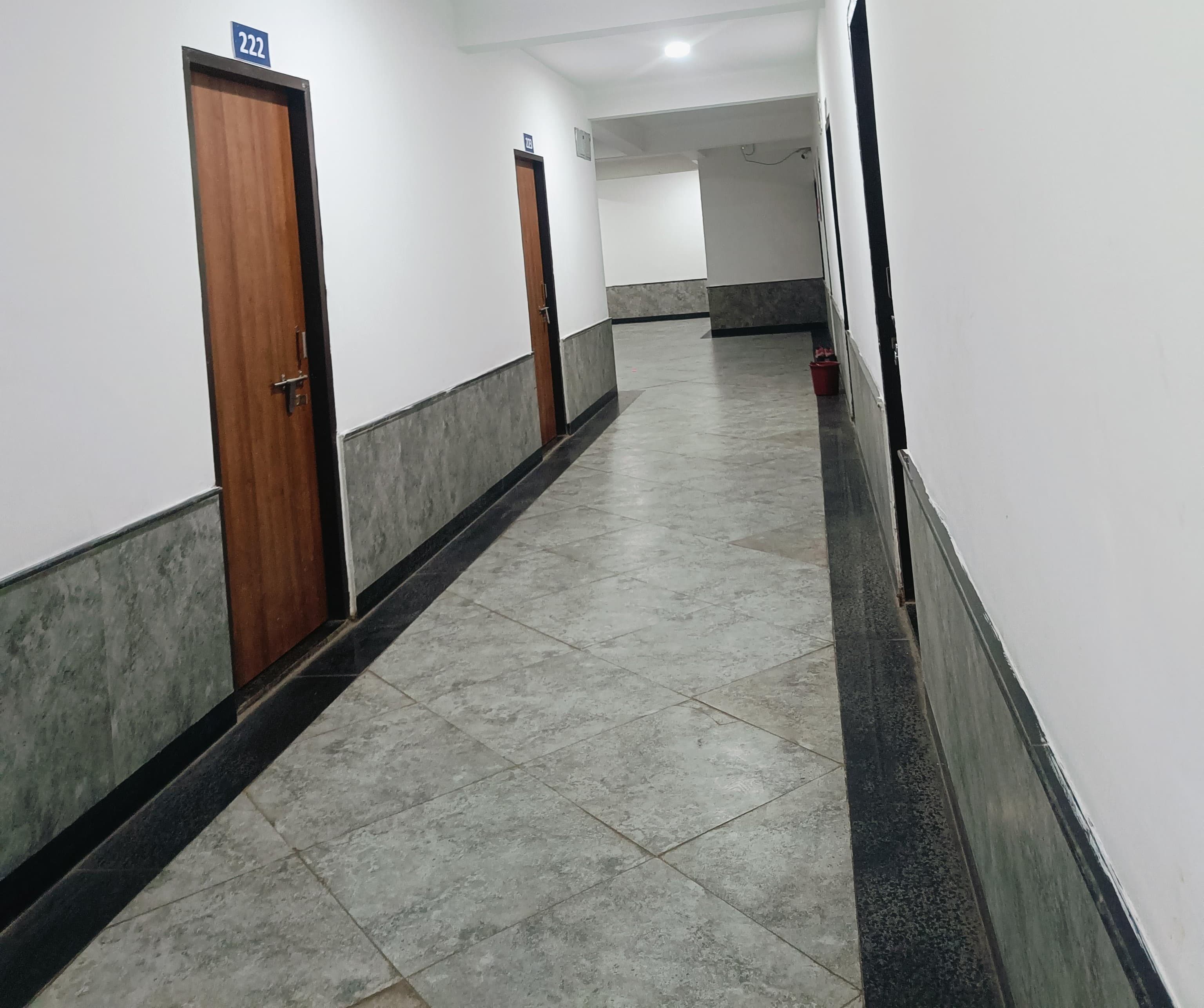 SAGE University Bhopal Academic Building photo 34