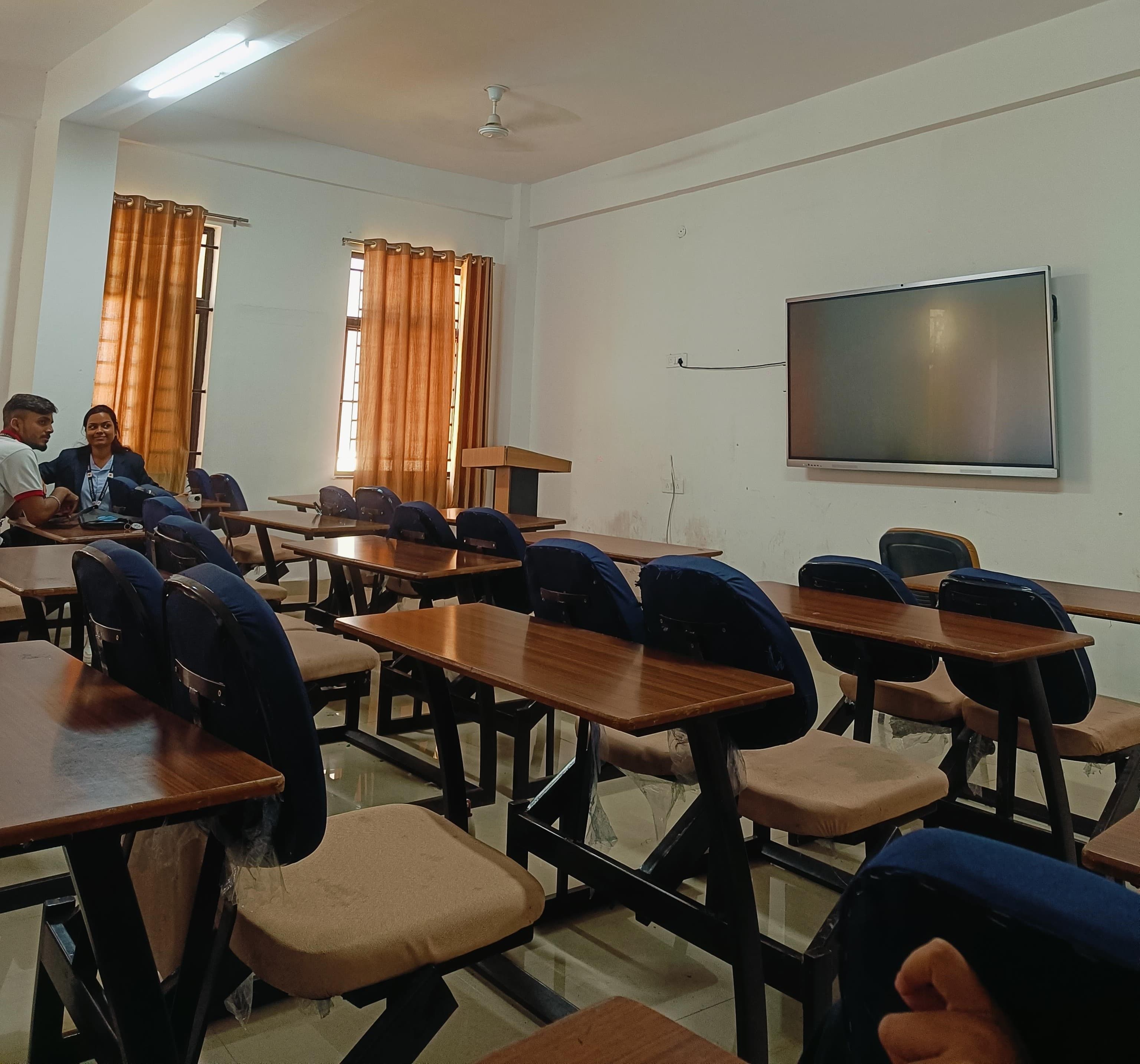 SAGE University Bhopal Academic Building photo 35