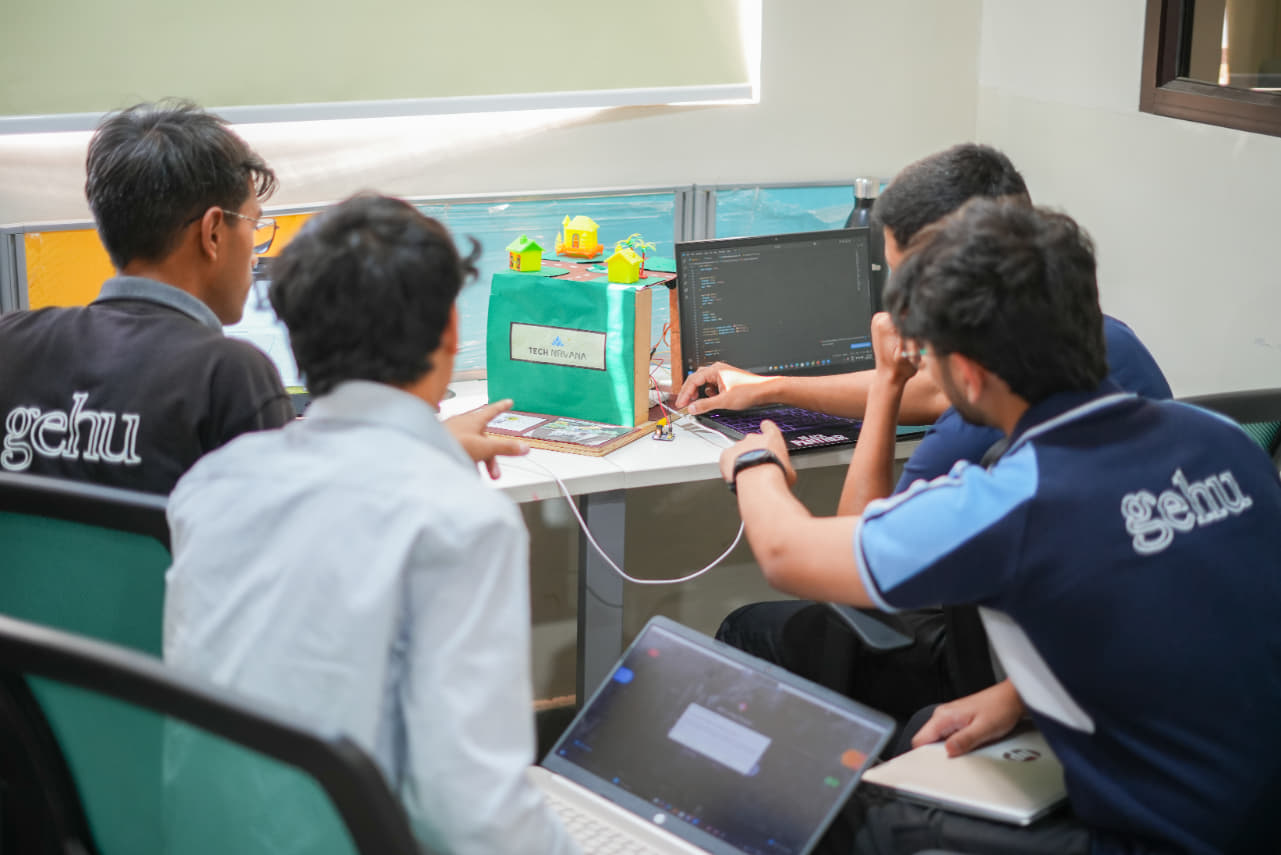 GEHU Dehradun Hack-o-Holic photo 6