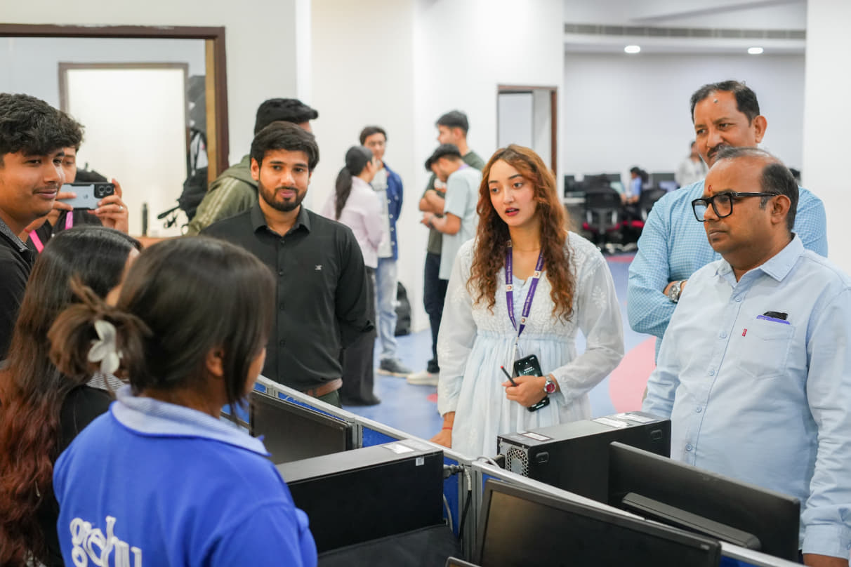 GEHU Dehradun Hack-o-Holic photo 13