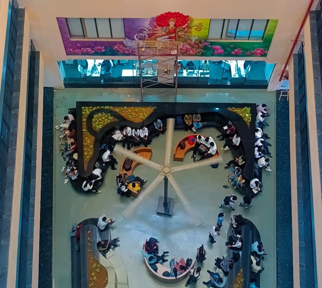 Parul University Academic Building photo 1