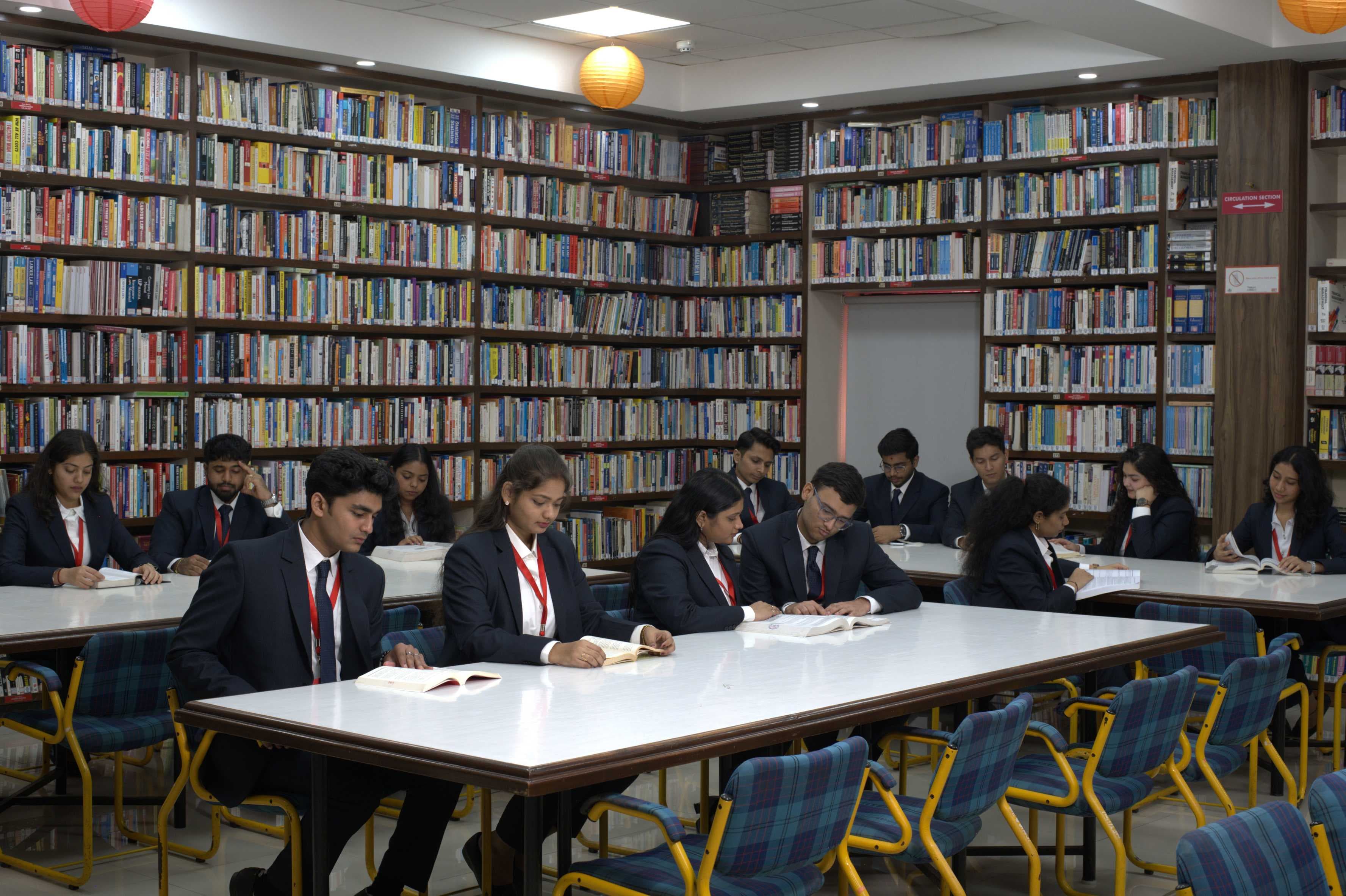 MET Centre for Insurance Training, Research and Development Mumbai Students photo 3