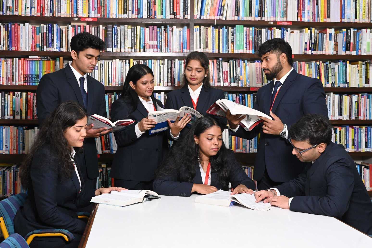 MET Asian Management Development Centre Mumbai Students photo 2