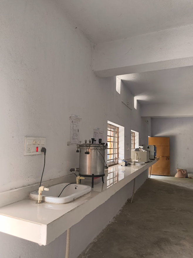 HGEA College of Pharmacy Bokaro Labs photo 26