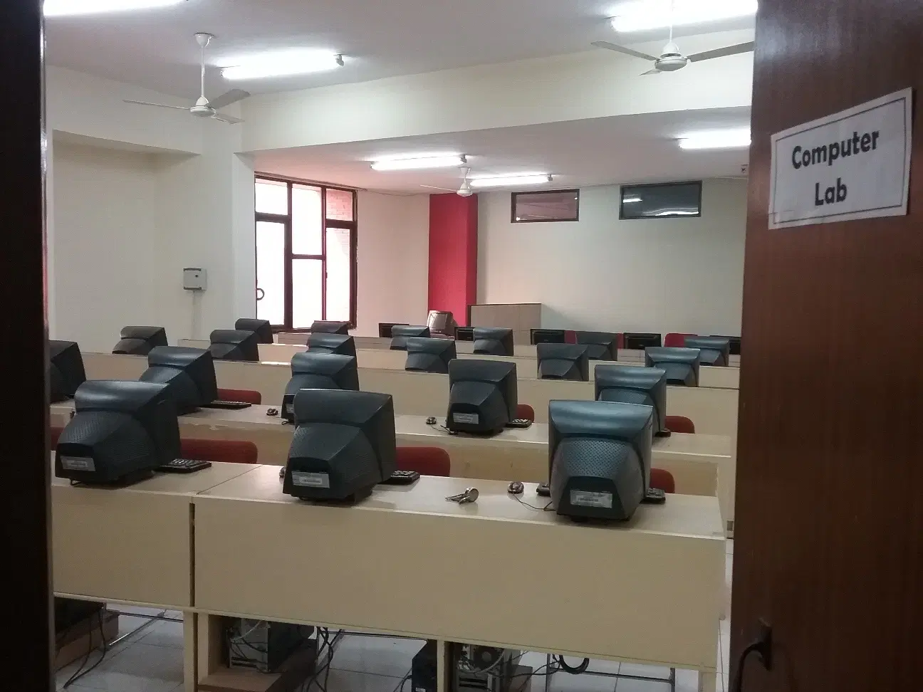 Accman Institute of Management IT Lab photo 5