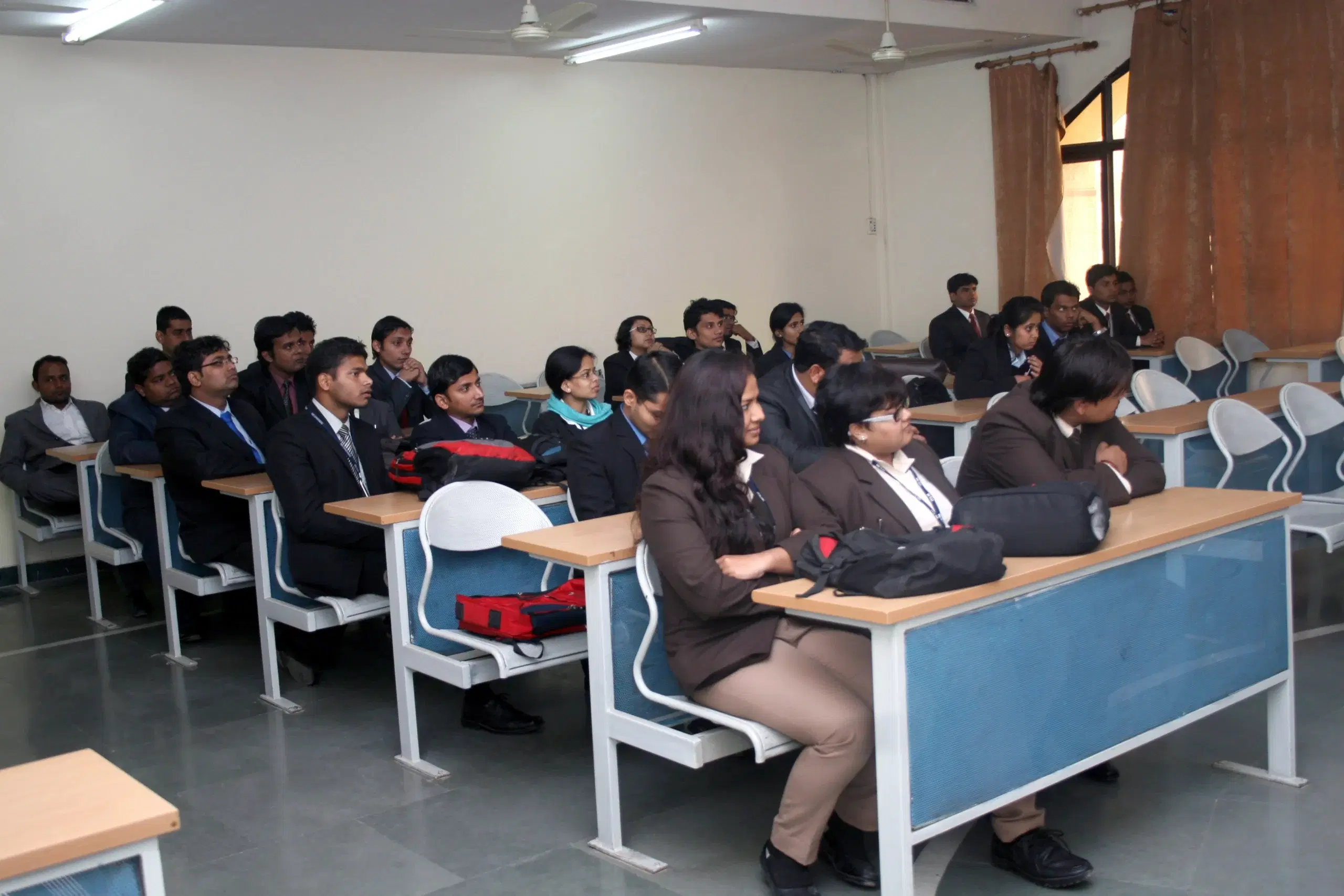 Accman Institute of Management Classroom photo 6