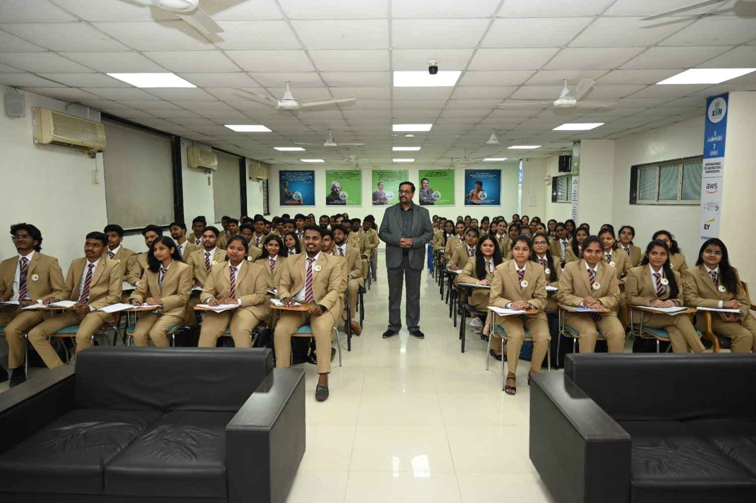 ASM's Institute of Business Management & Research Pune Classroom photo 2