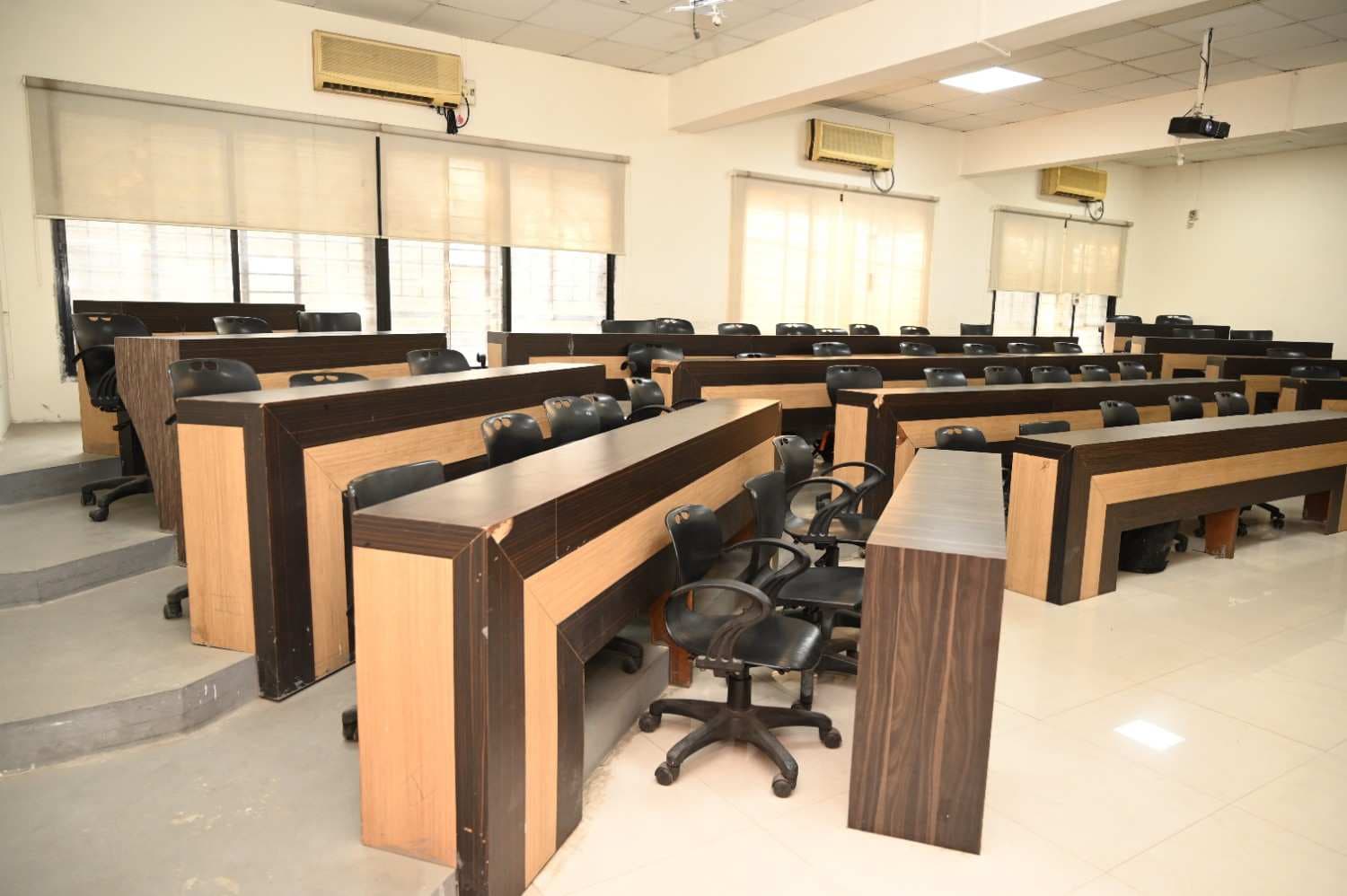 ASM's Institute of Business Management & Research Pune Classroom photo 17