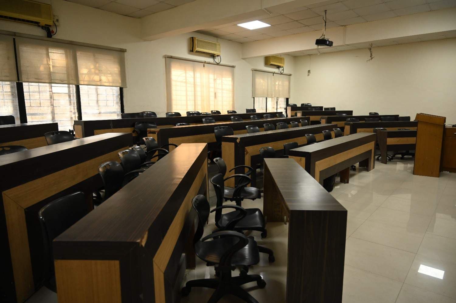 ASM's Institute of Business Management & Research Pune Classroom photo 19