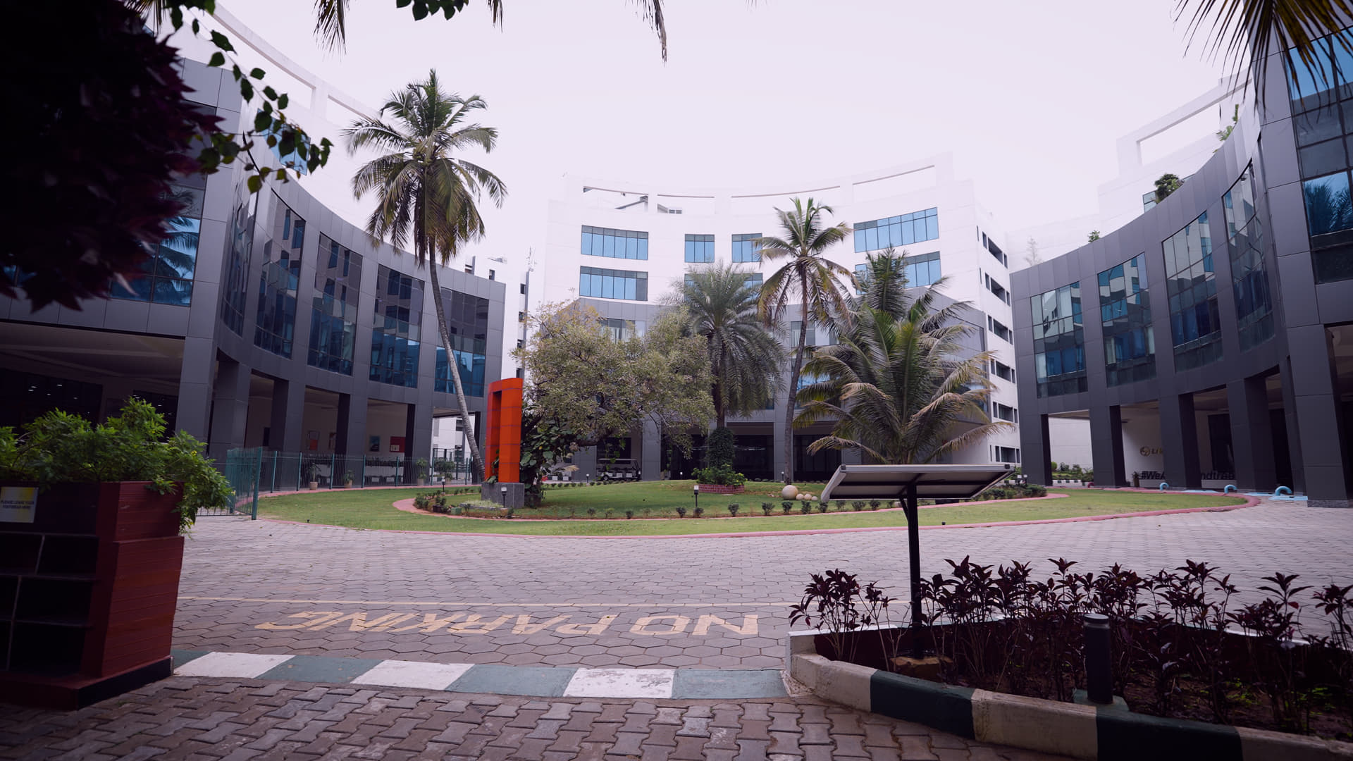 Bosscoder School of Technology infrastructure photo 11