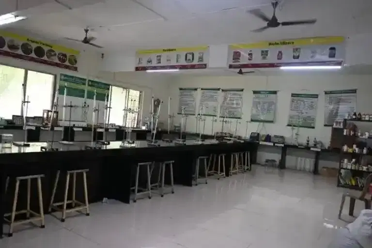 College Of Agriculture Classroom/Lab photo 3