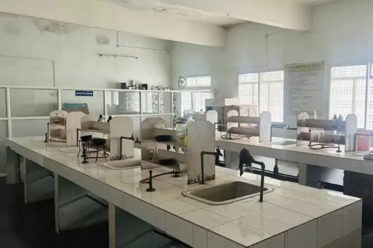 R.P. College of Pharmacy Classroom/Lab photo 10