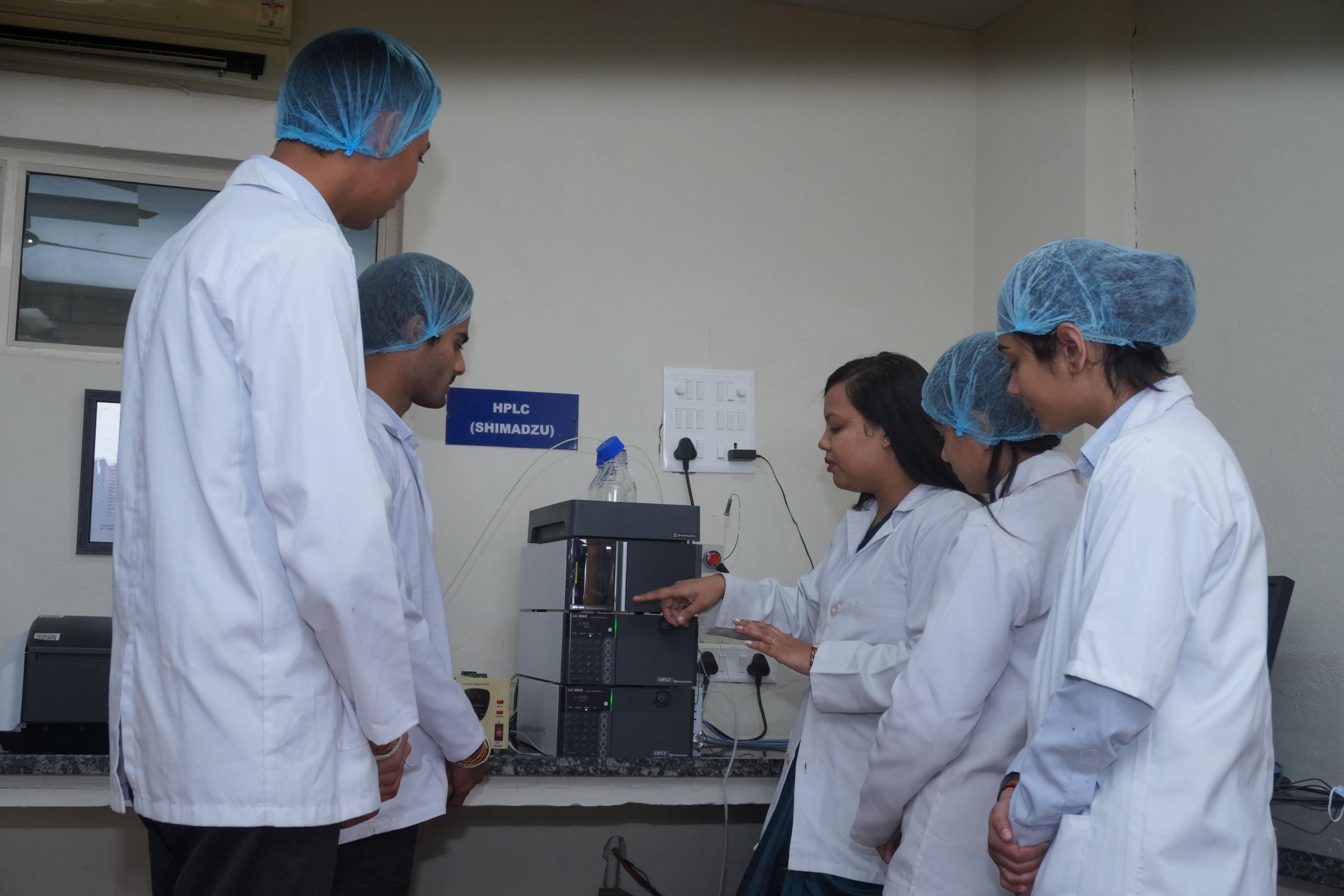 Shivajirao Kadam Group of Colleges Indore Pharmacy lab photo 2