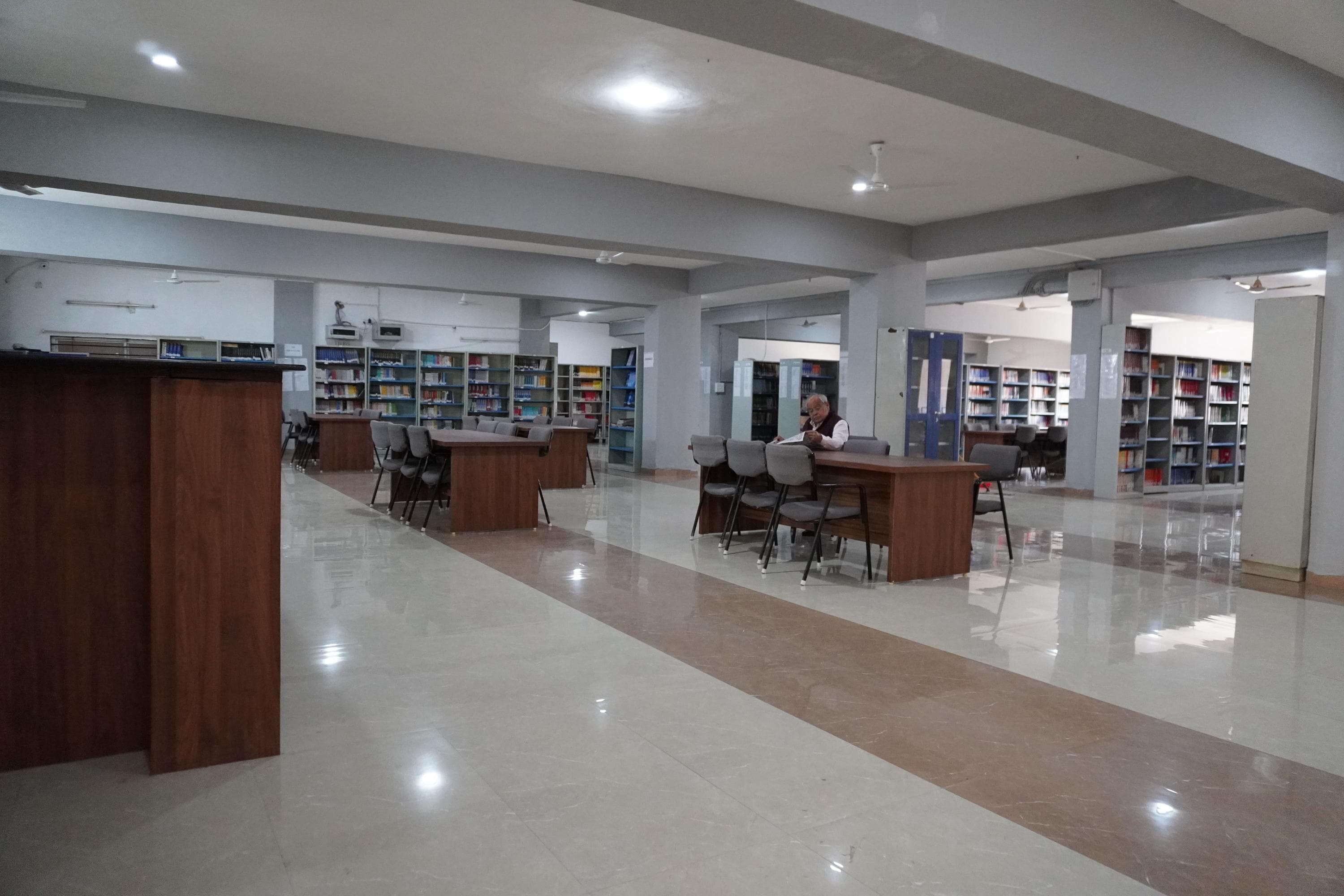Shivajirao Kadam Group of Colleges Indore Library photo 1