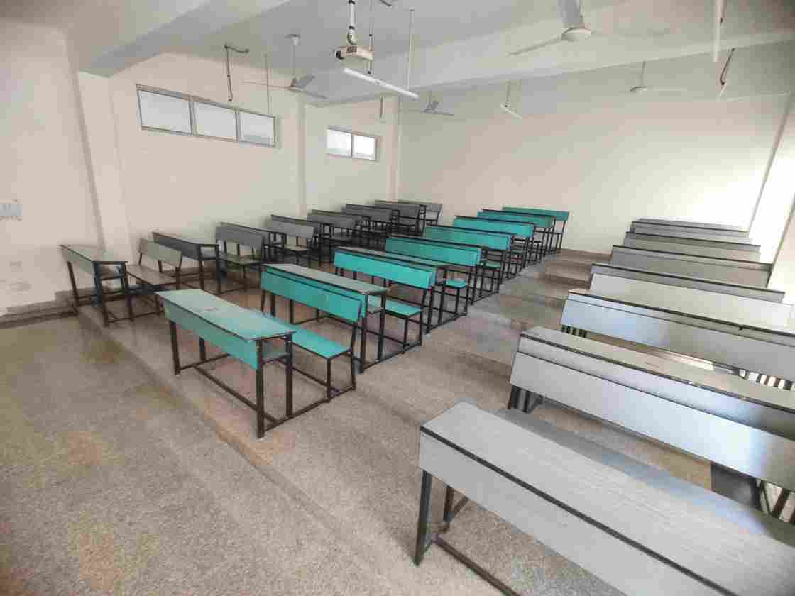 Maya Devi University Dehradun Classroom photo 9