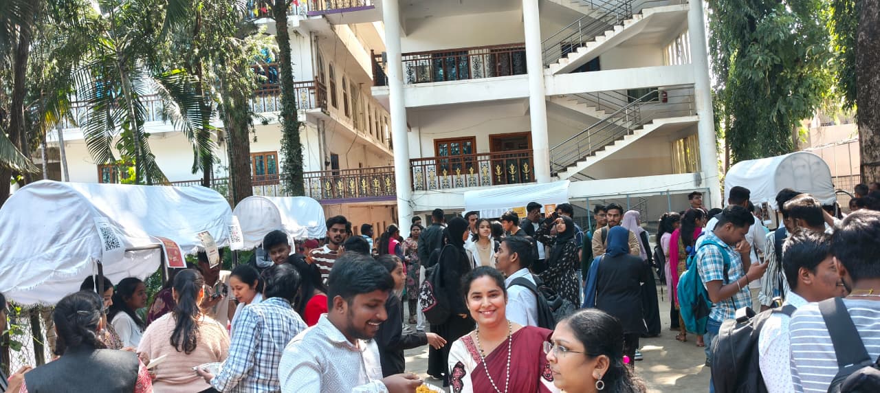 Rajiv Gandhi Institute of Technology Bangalore Academic Building photo 6
