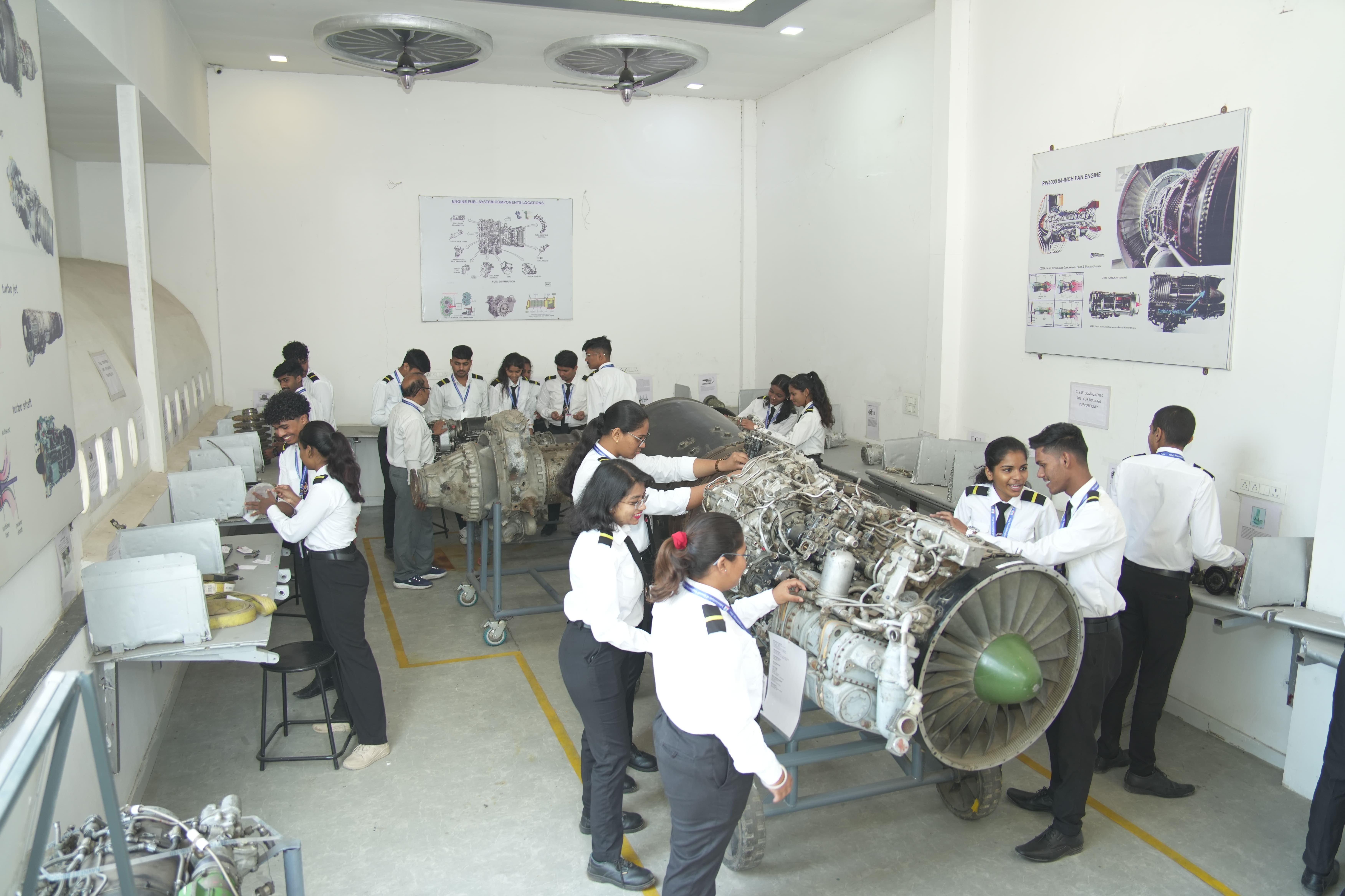 Indira Institute of Aircraft Engineering Classroom An Labs photo 6