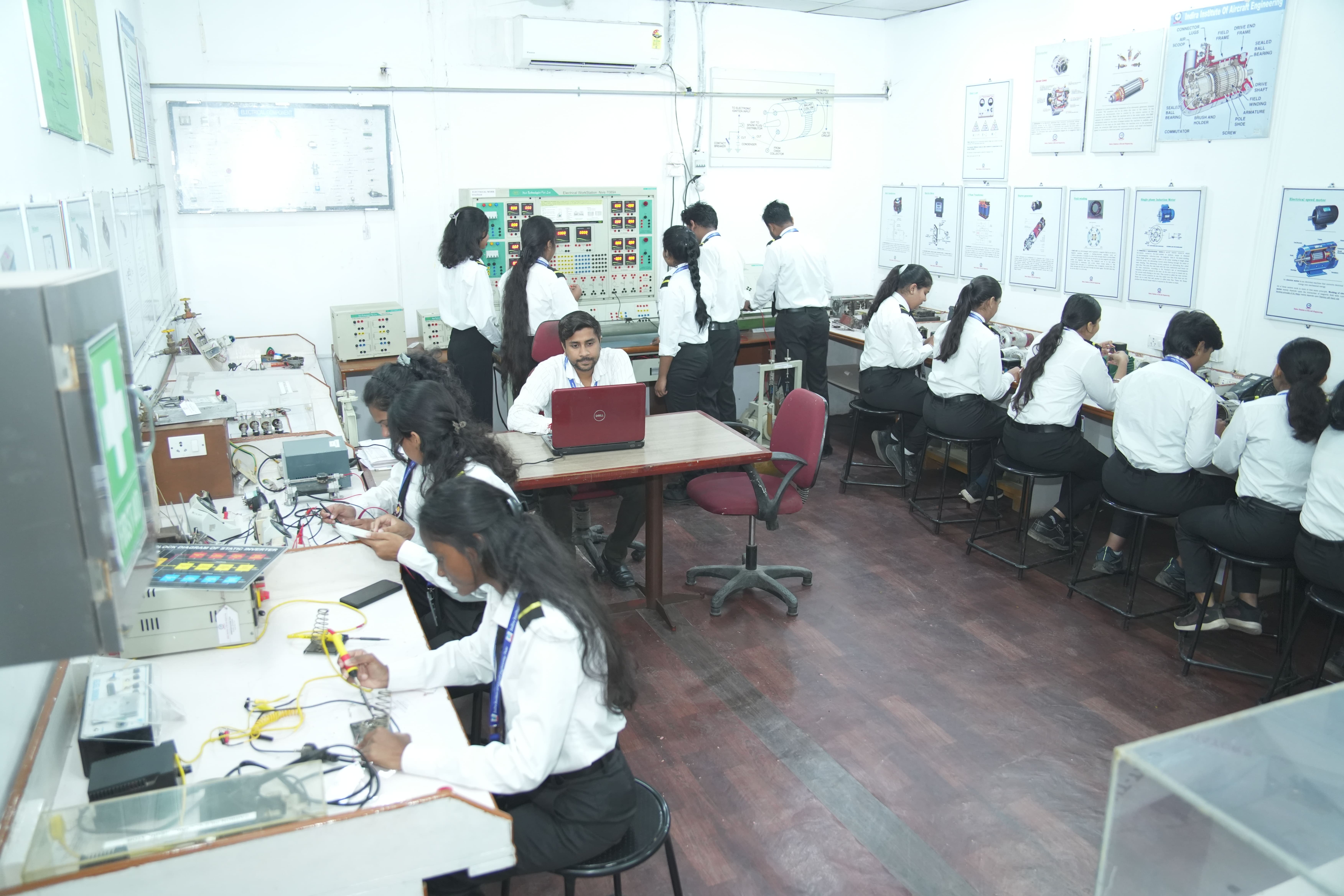 Indira Institute of Aircraft Engineering Classroom An Labs photo 12