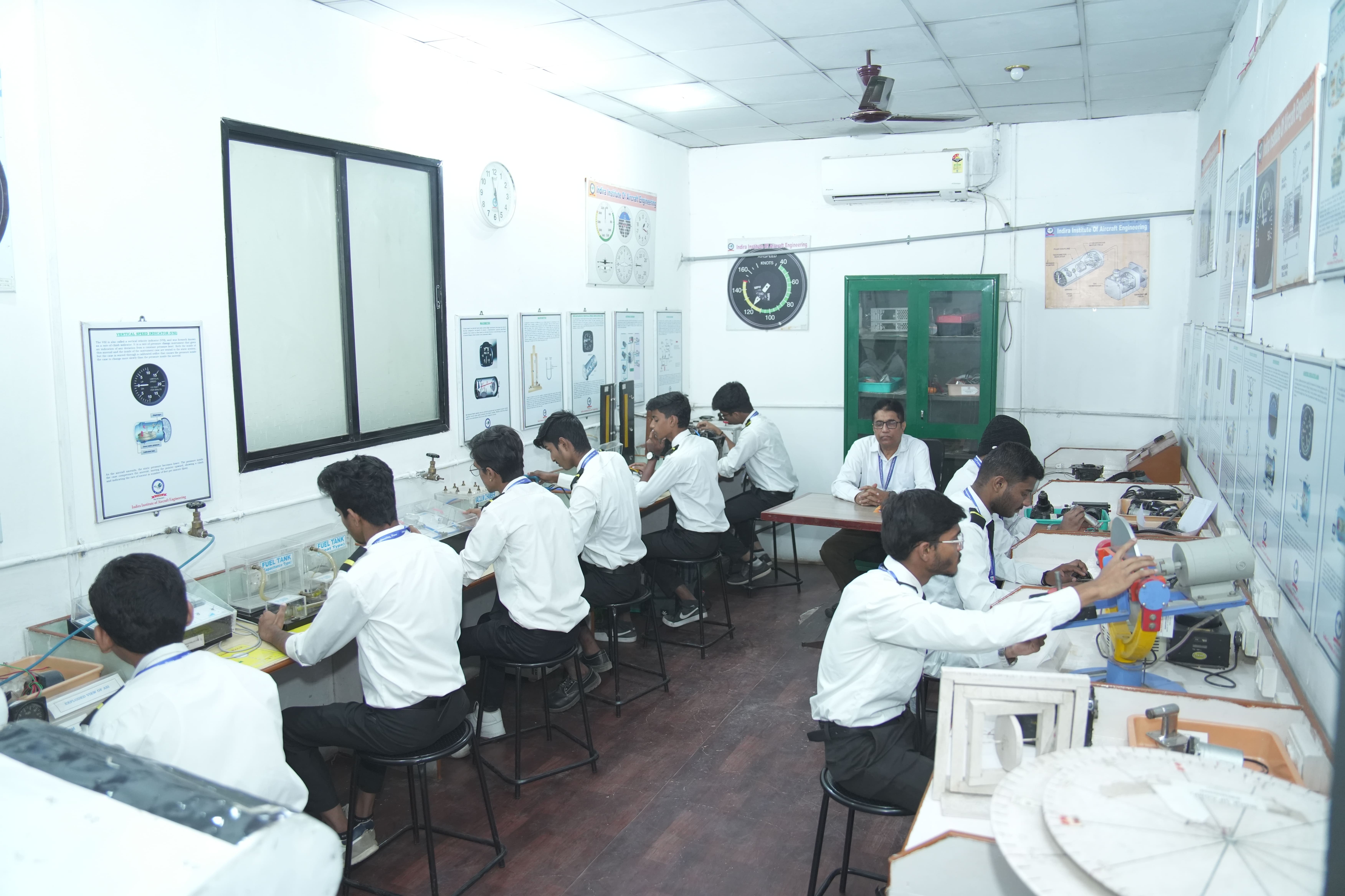 Indira Institute of Aircraft Engineering Classroom An Labs photo 9