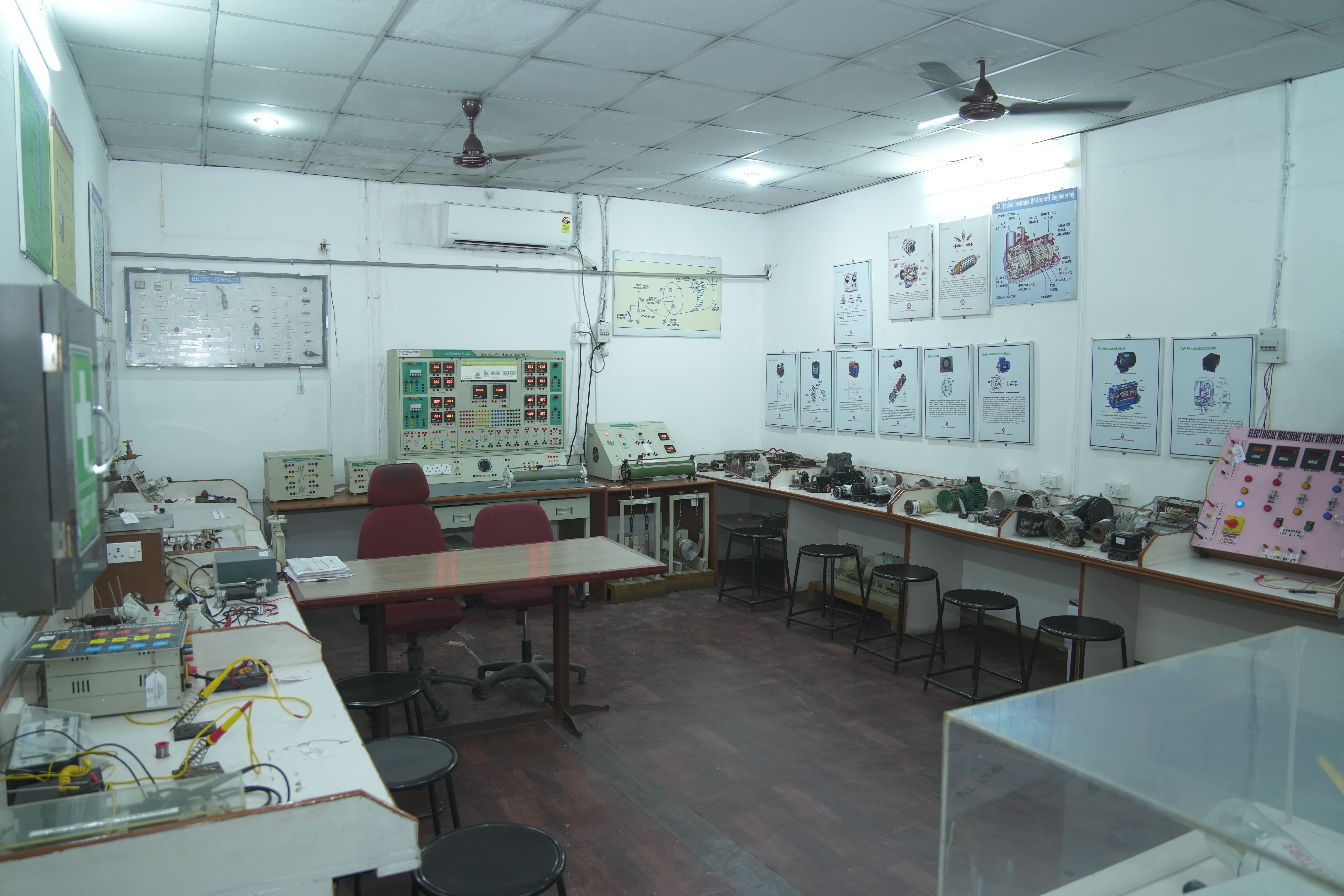 Indira Institute of Aircraft Engineering Classroom An Labs photo 13