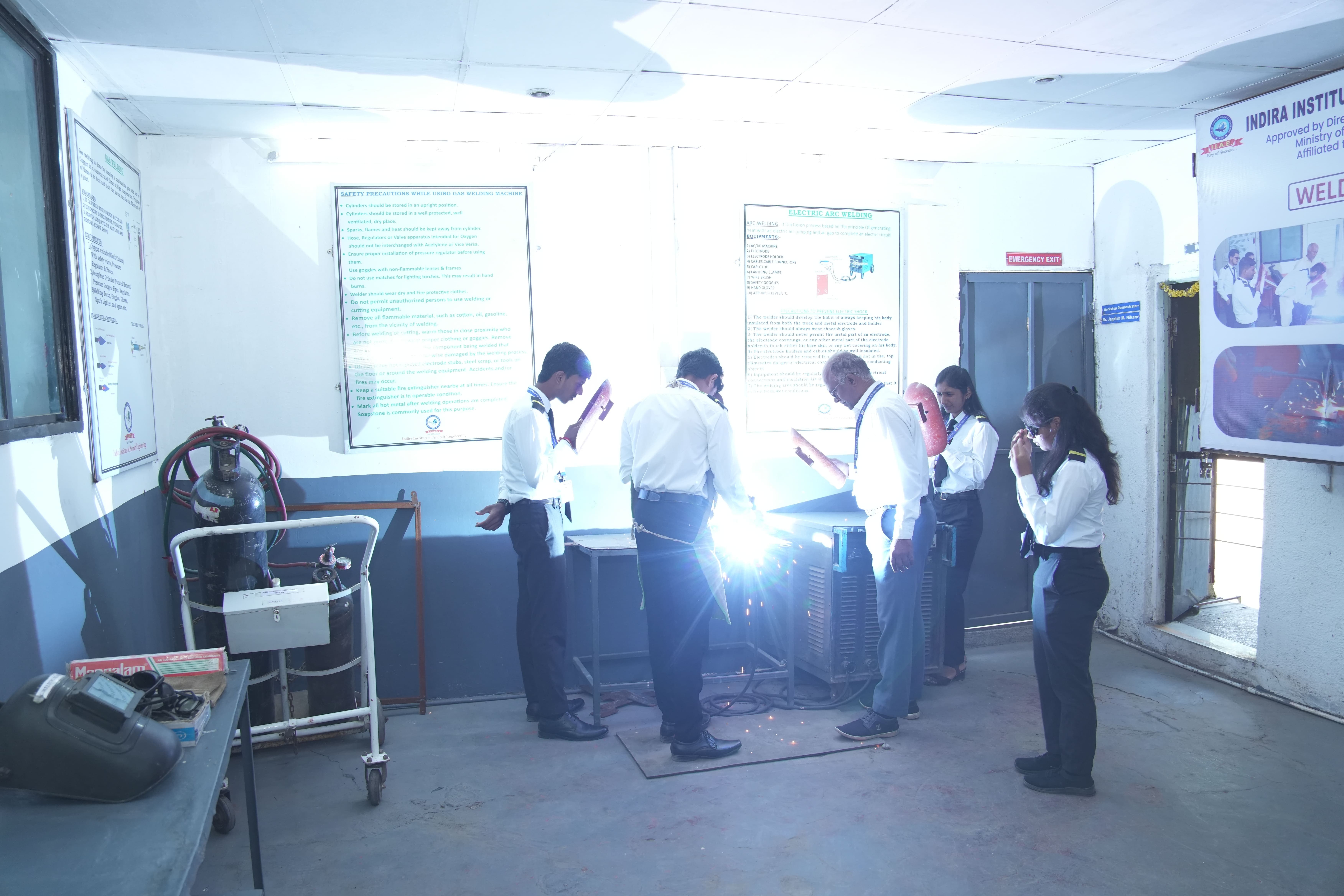 Indira Institute of Aircraft Engineering Faculty and Library photo 5