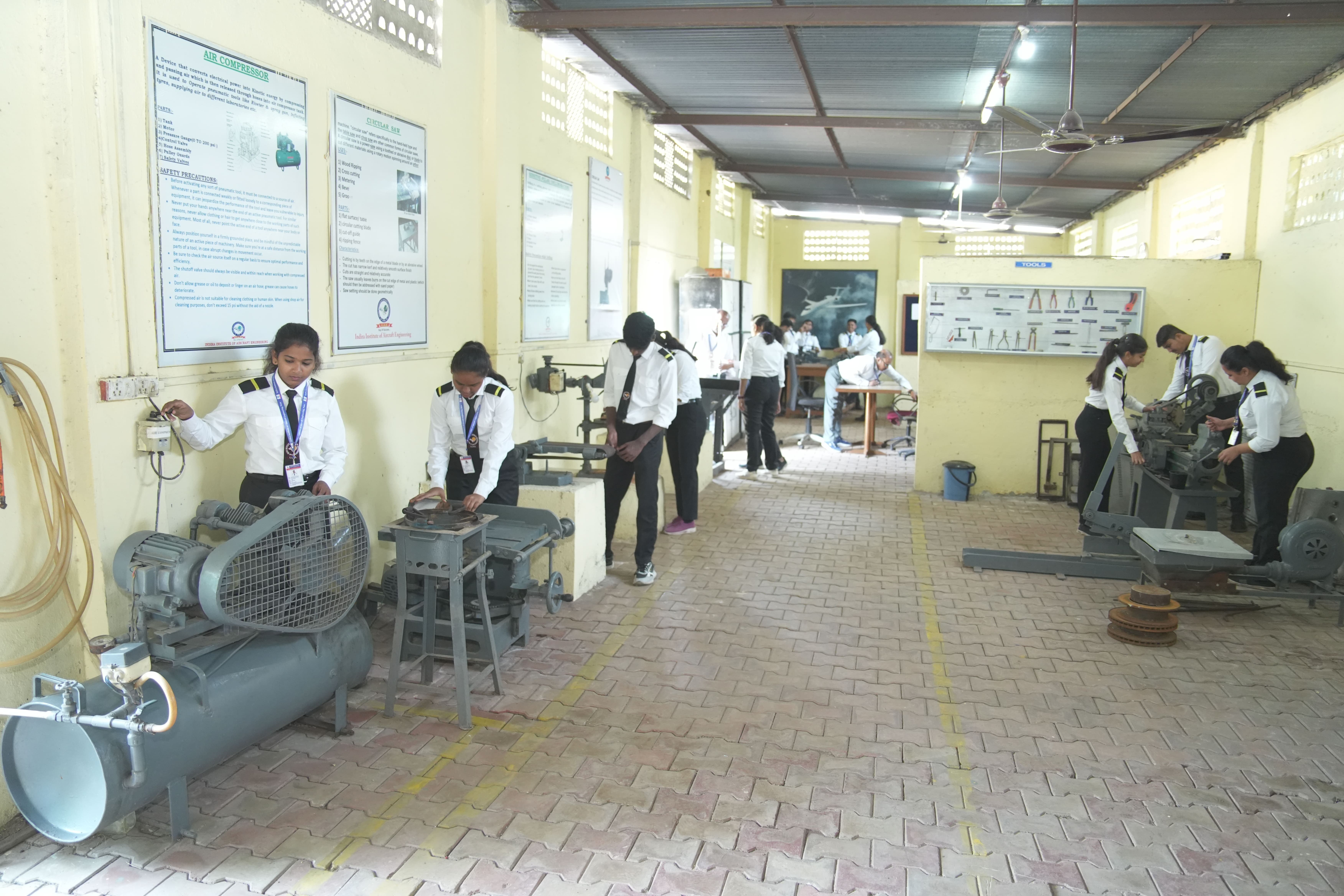 Indira Institute of Aircraft Engineering Faculty and Library photo 1