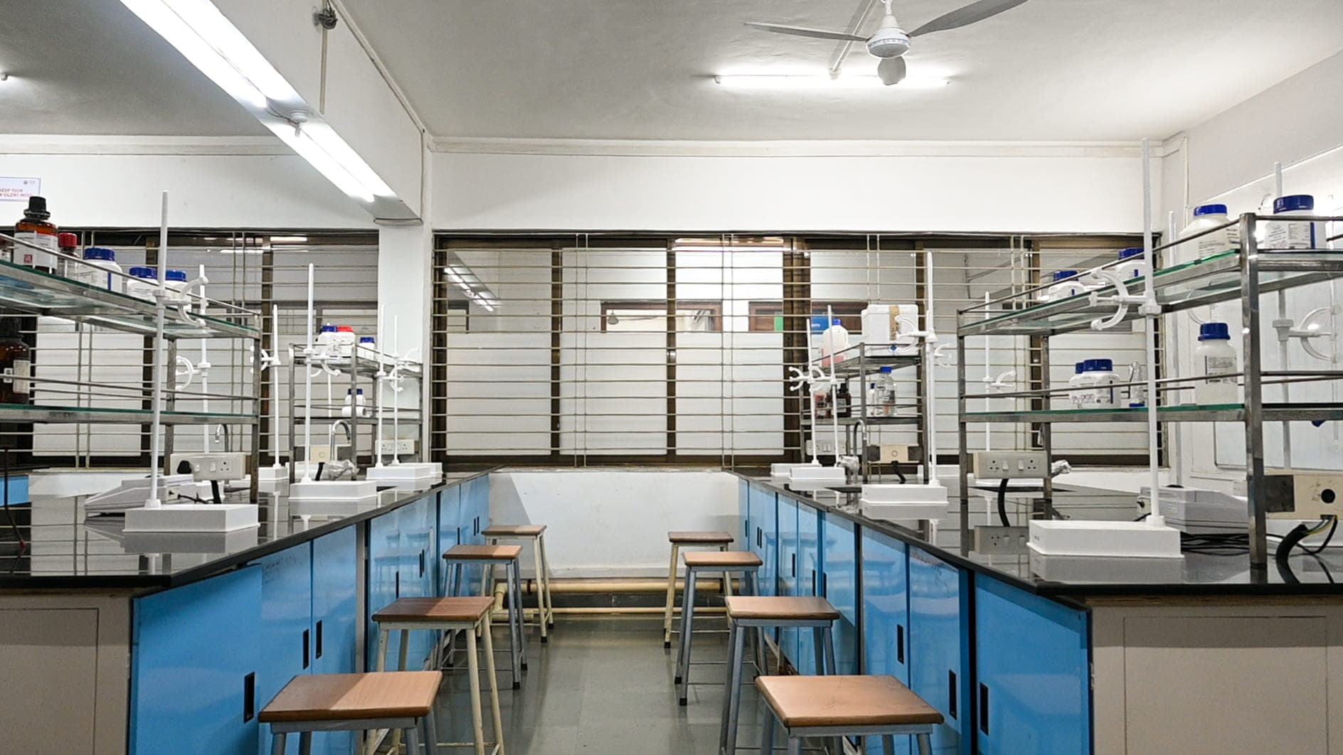 MIT School of Bioengineering Sciences and Research Pune Labs Activity photo 11