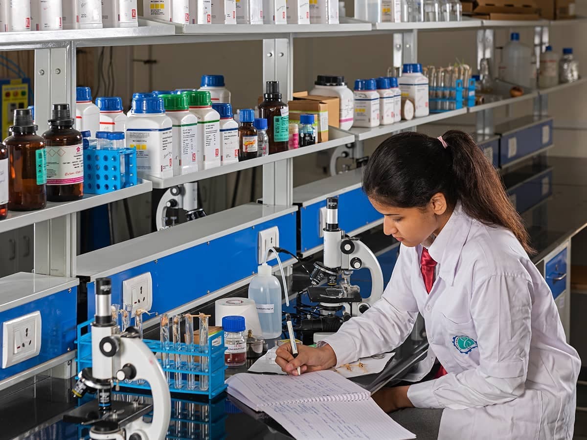 MIT School of Bioengineering Sciences and Research Pune Labs Activity photo 16